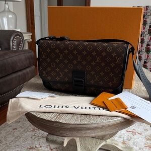 Louis Vuitton Dark Brown Monogram Messenger Bag